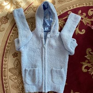 NWOT light blue girls zipper fleece hoodie with front pockets